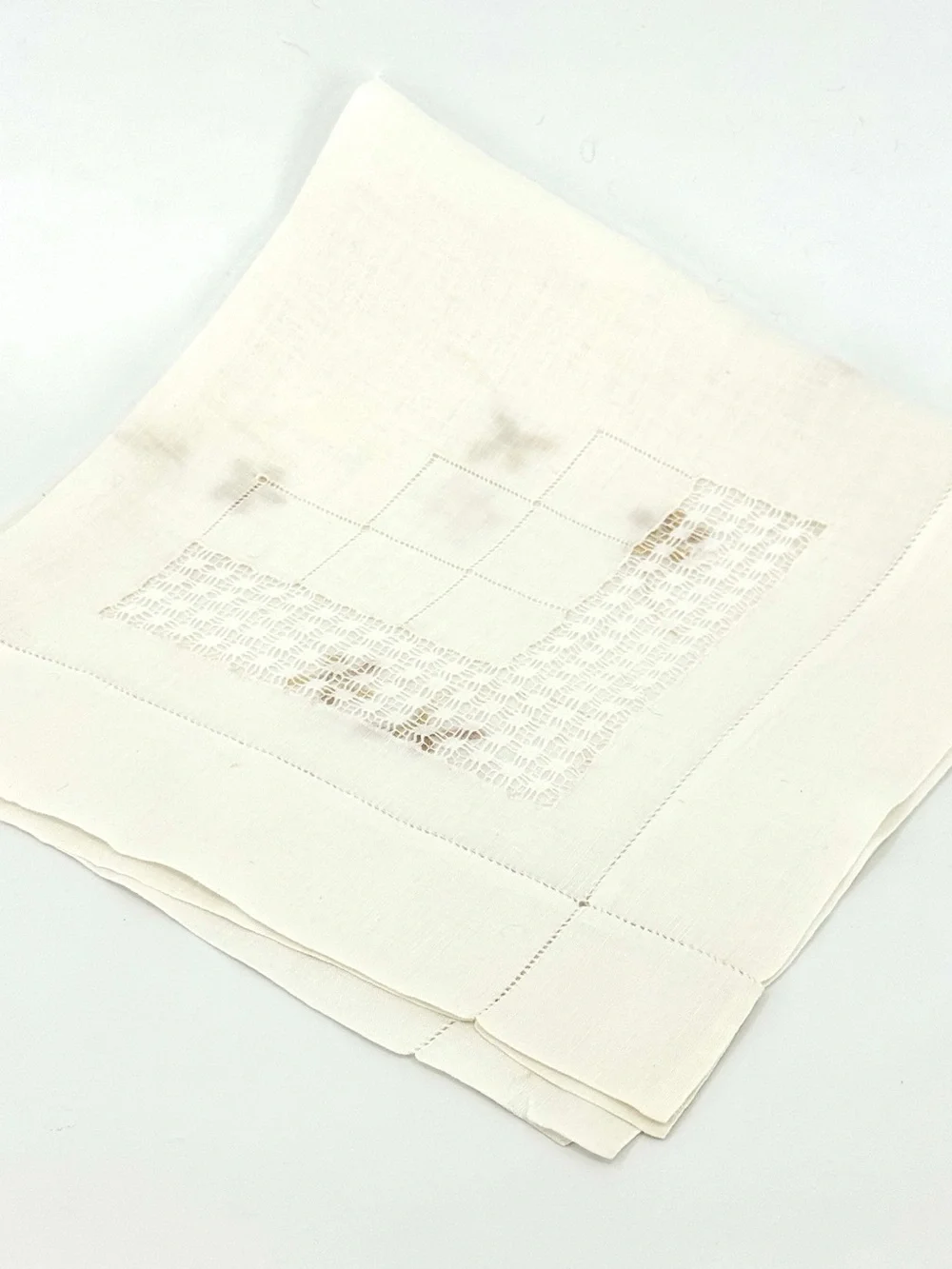 Gorgeous vintage linen dinner napkin white, hand embroidered